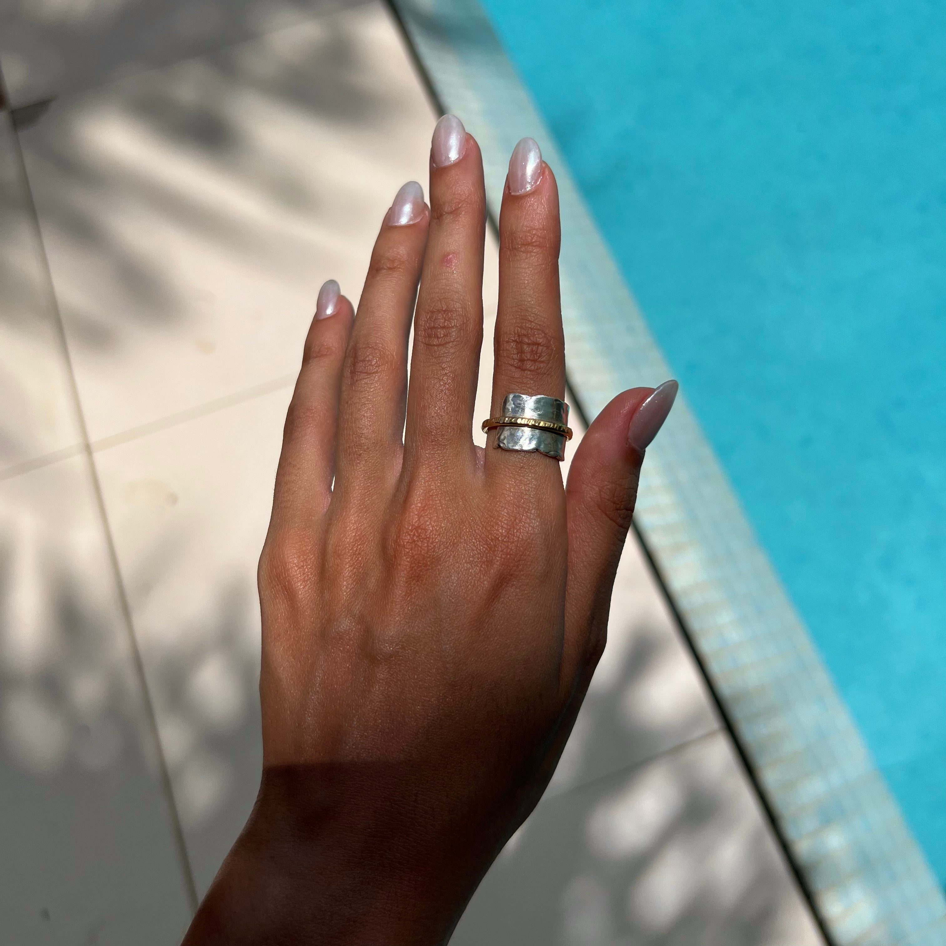DEPENDENCIA RING - anillo artesanal en plata .925, hecho en Taxco México