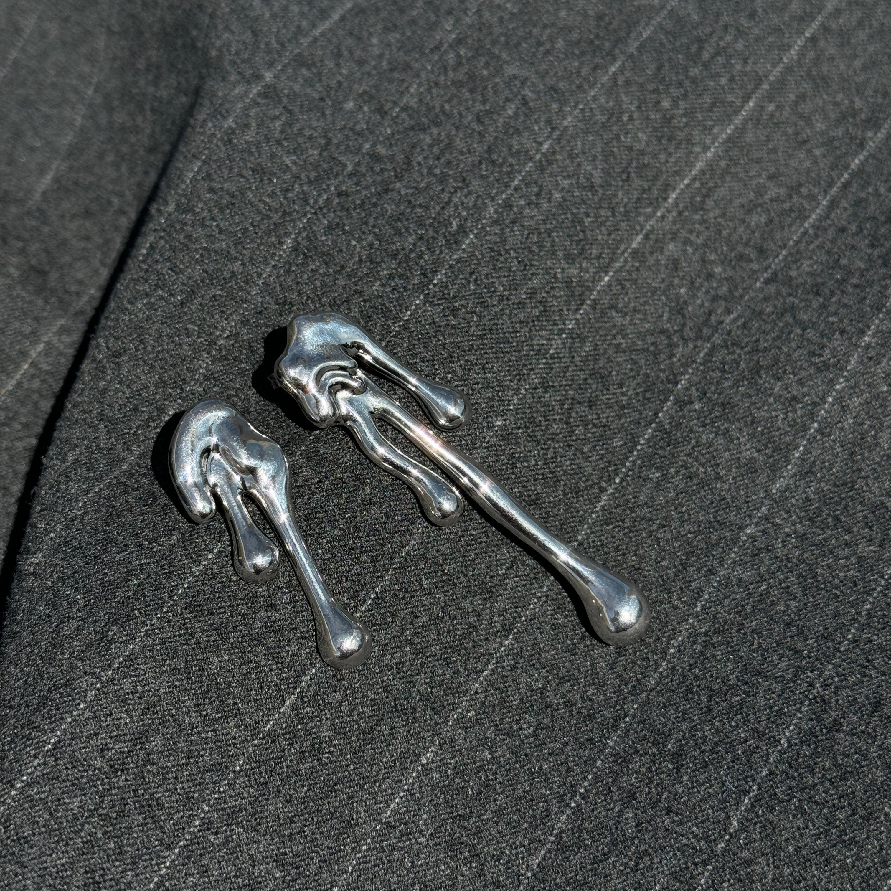 IGNIS EARRINGS - anillo de plata sterling .925 con baño de oro 14K, AMANZA Jewelry