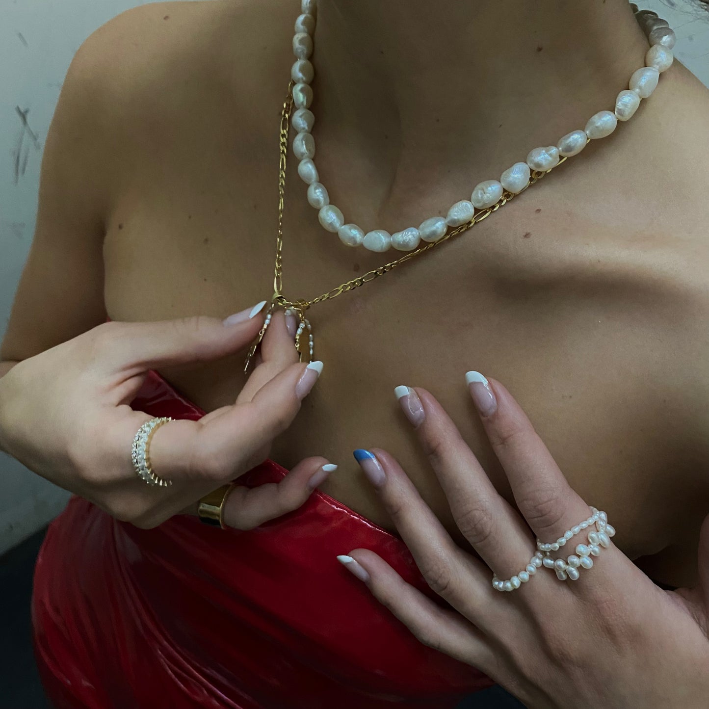 HARPER PEARL NECKLACE